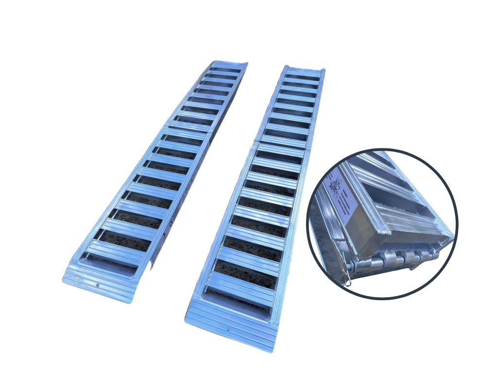 1-Tonne 4m x 450mm Folding Aluminium Loading Ramps