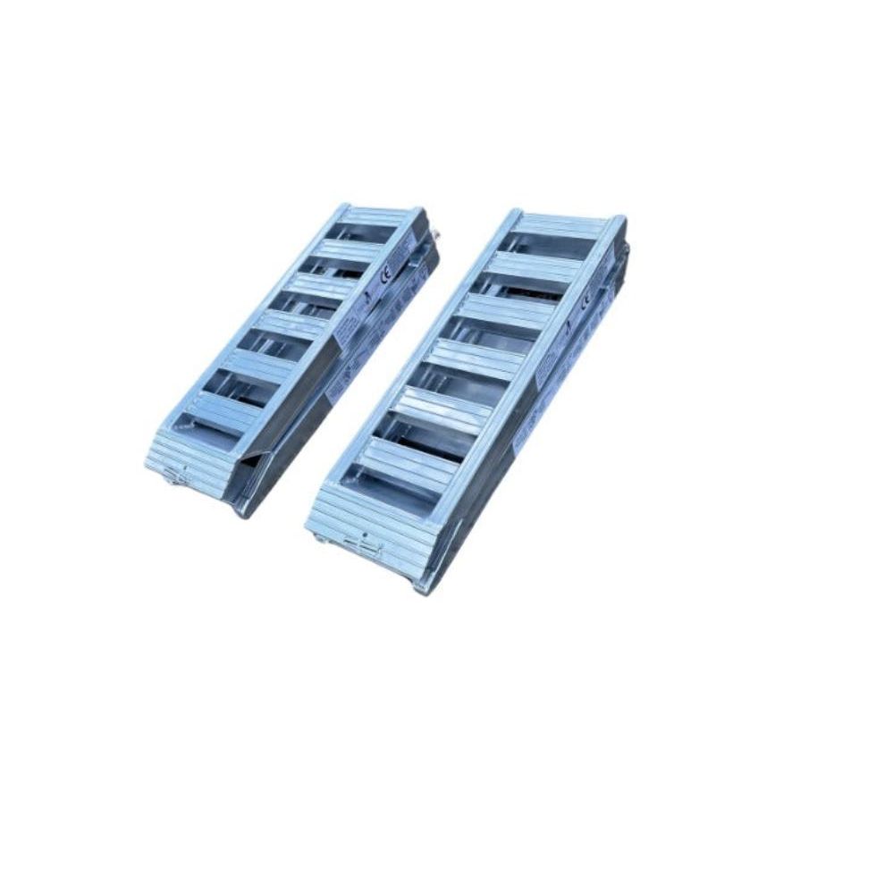 1.6-Tonne 2.4M x 370mm Flat Fold Aluminium Loading Ramps