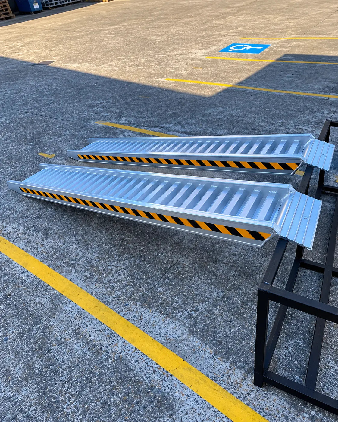 4-Tonne 2.9m x 420mm Aluminium Loading Ramps