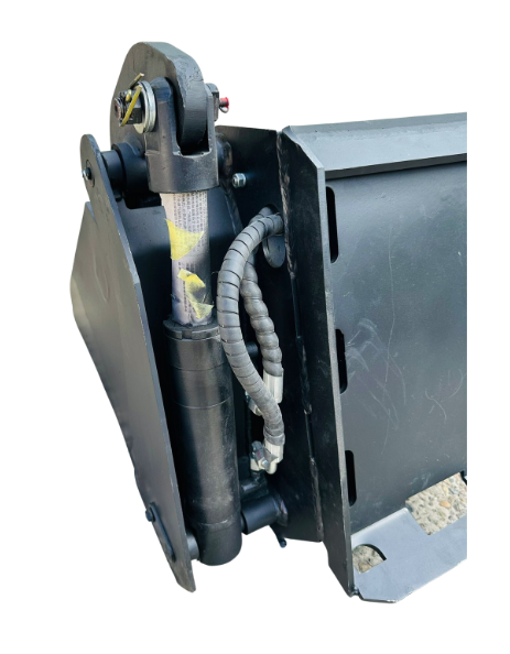 4in1 Bucket (with teeth) for Bobcat S70