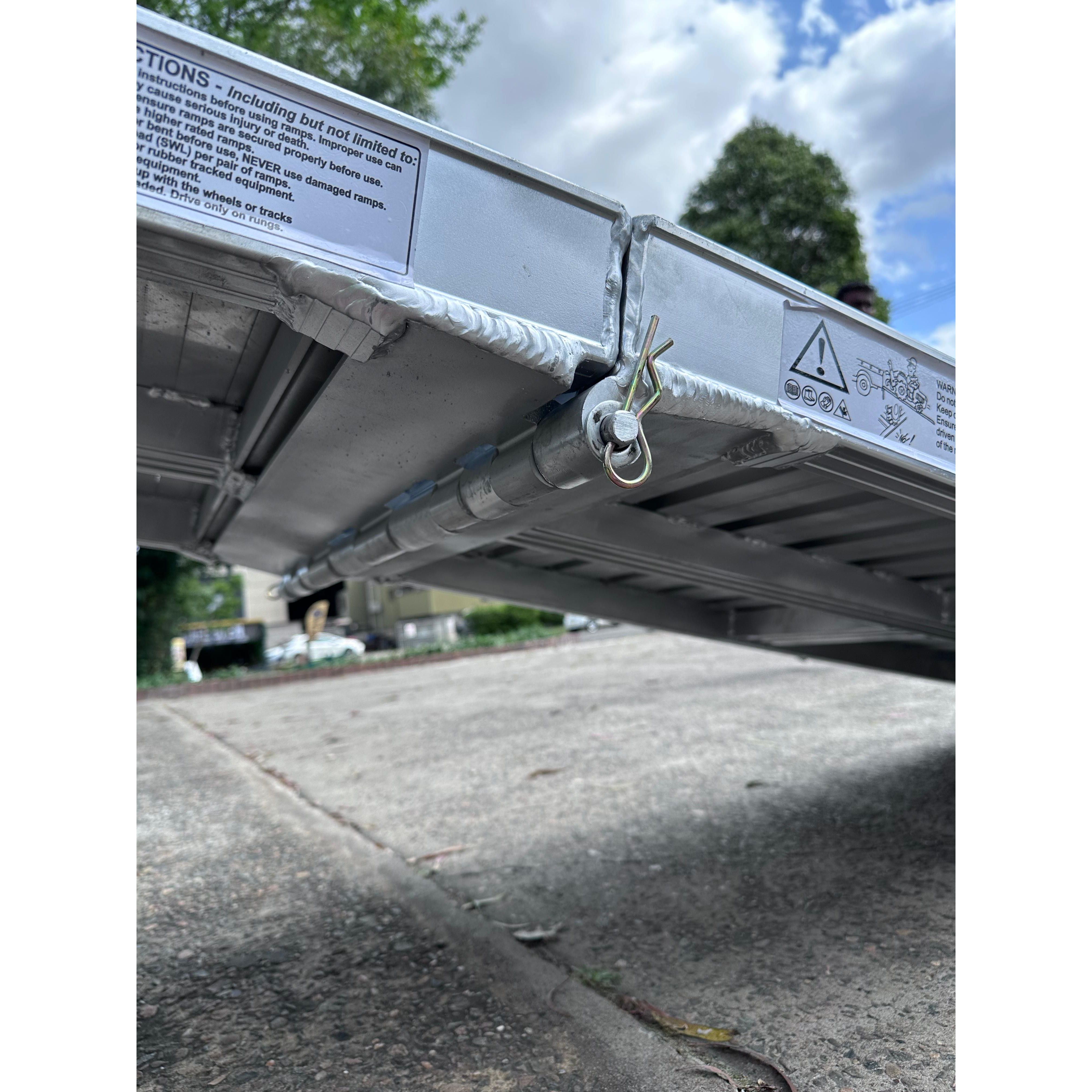 4m x 800mm 400kg Folding Walk Ramps