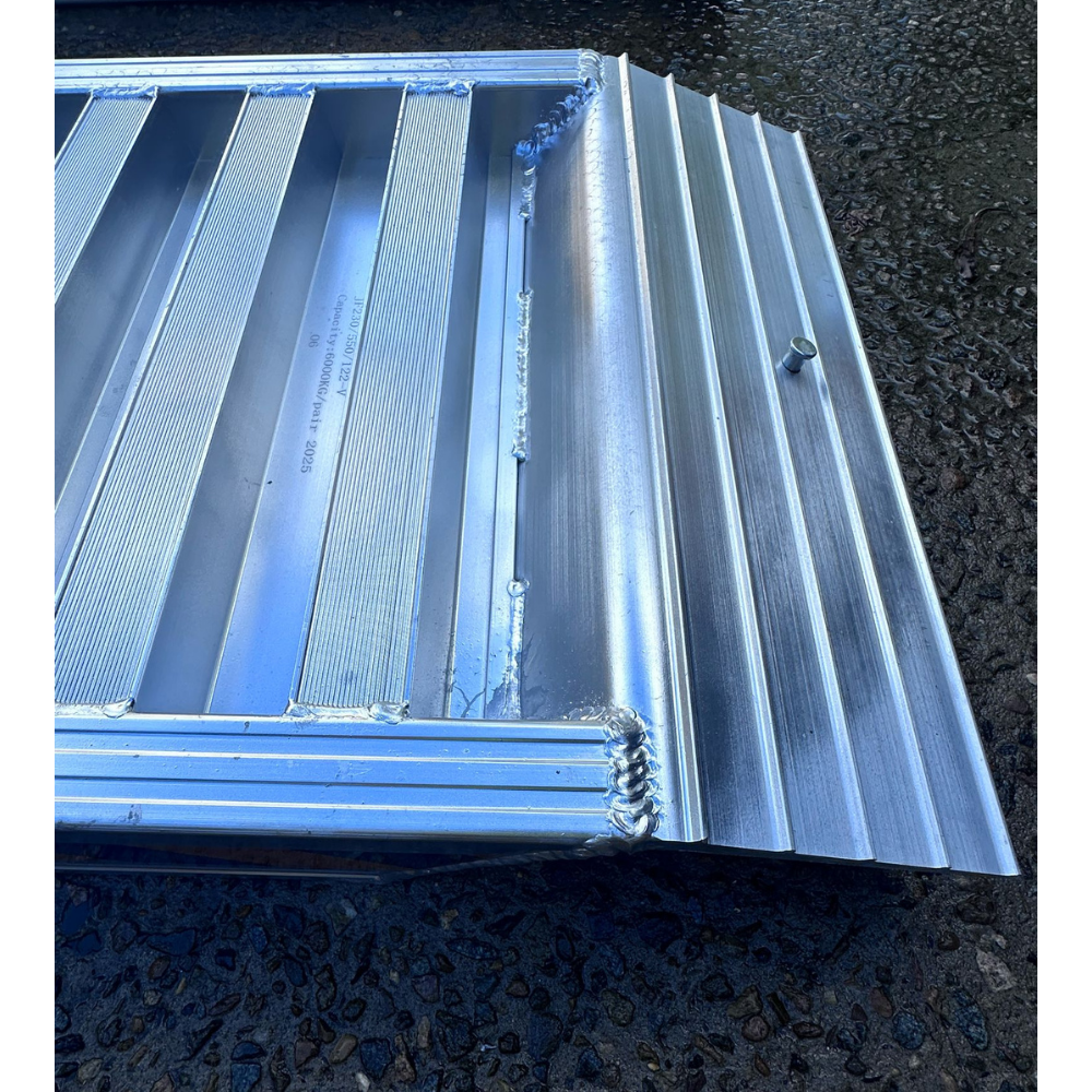 6-Tonne 2.3m x 550mm Aluminium Loading Ramps