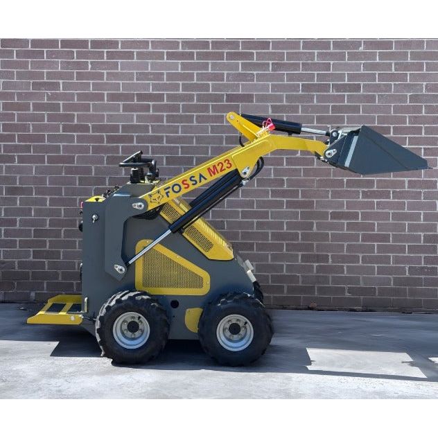 Fossa Mini Loader Skid Steer M23 - Briggs & Stratton Engine