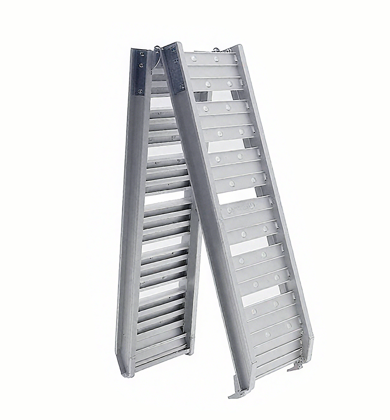 400kg 1.82m X 295mm Folding Aluminium Loading Ramps