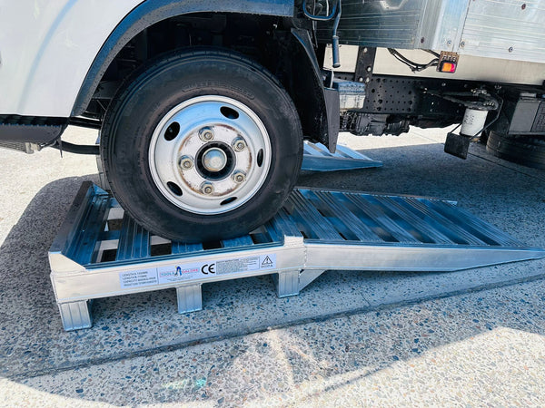 Truck Wheel Riser Ramps For Single Axle Rear Wheels (8-Tonne)