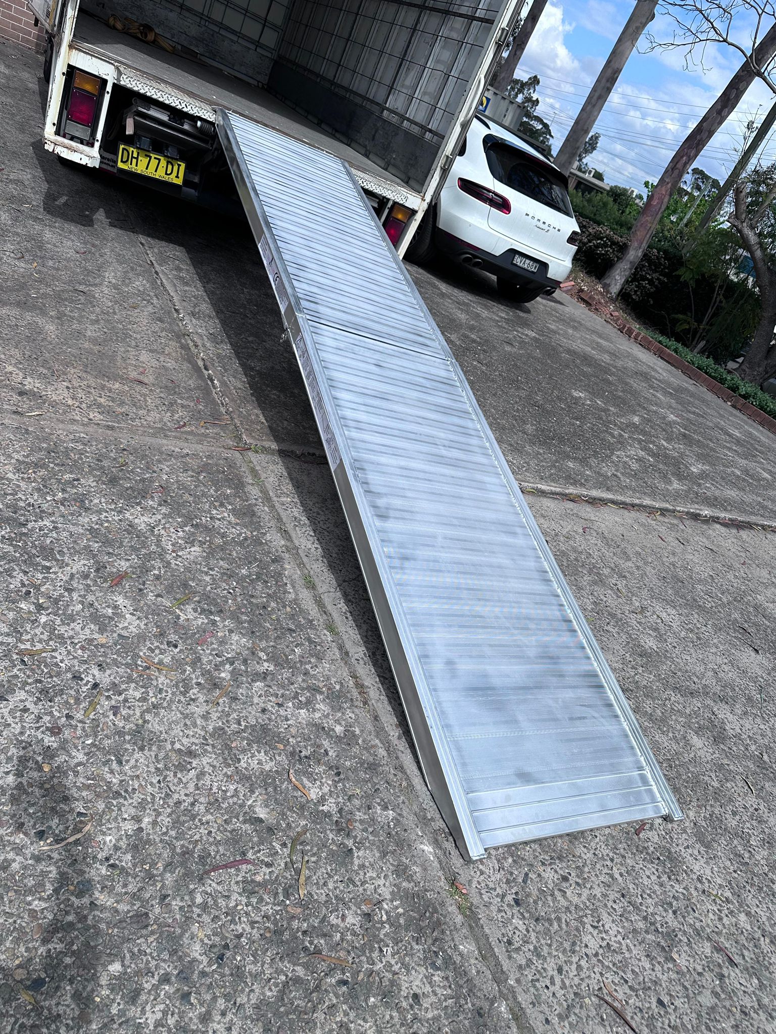3.5m x 1000mm 400kg Folding Walk Ramps