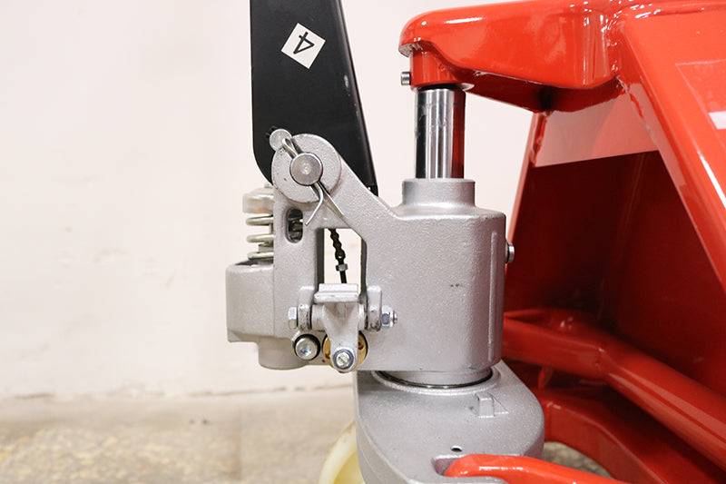 1220 x 685mm 3000kg Hand Pallet Jack/Truck