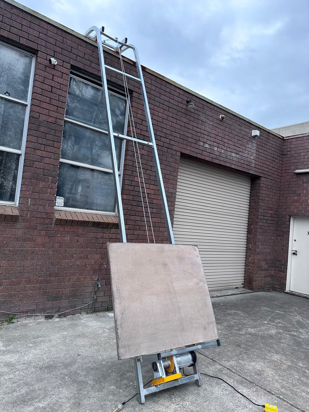 Hand Panel Lifter 12m Panel Lifter - 200kg