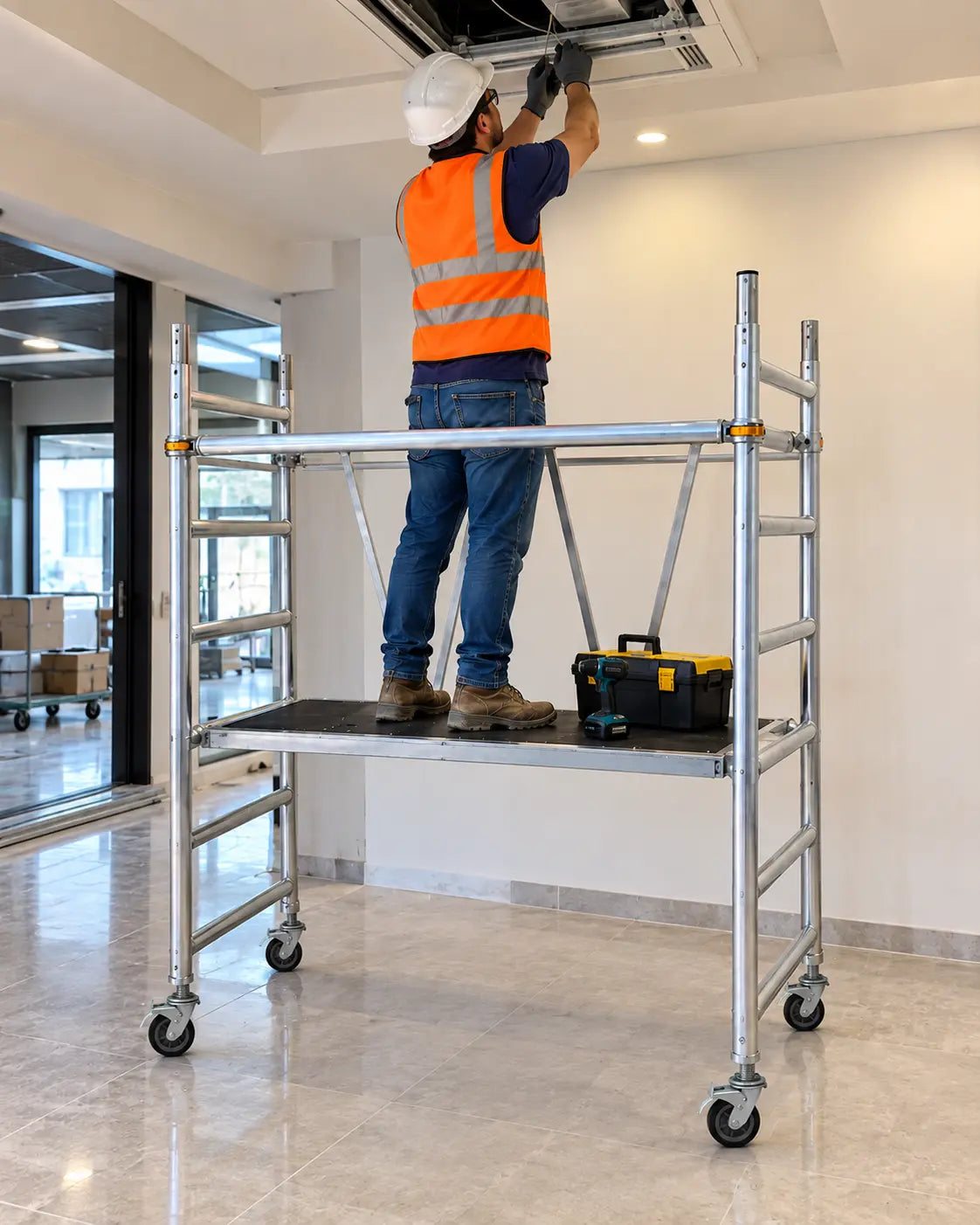 3.25m Reach Mobile Aluminium Scaffold (Base Unit)