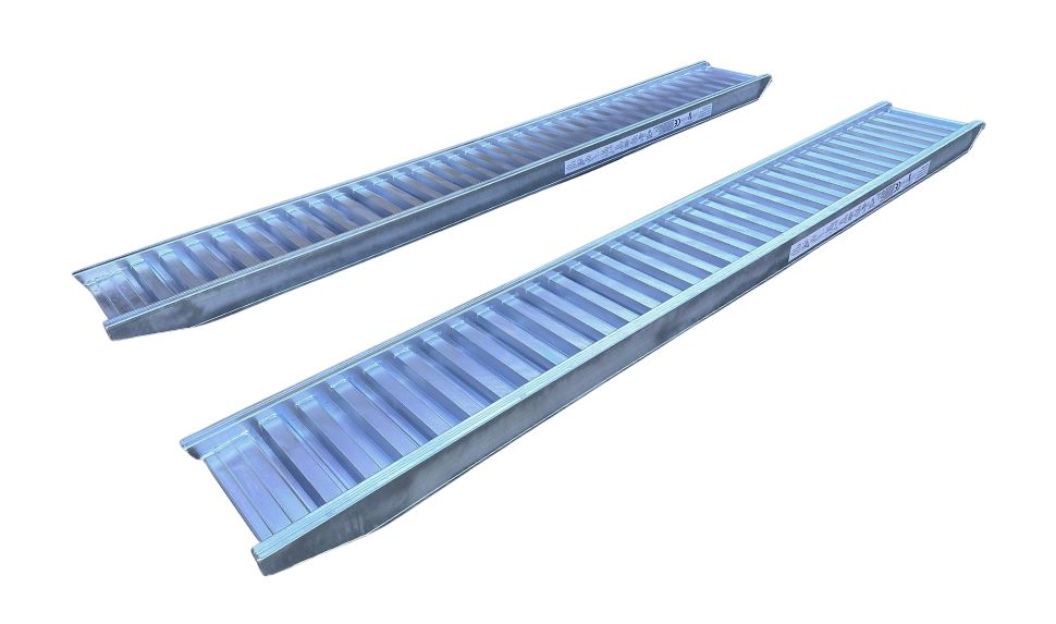 4m Ramp Industrial-Grade 4 Tonne Loading Ramps 4m Length | Toolsgalore