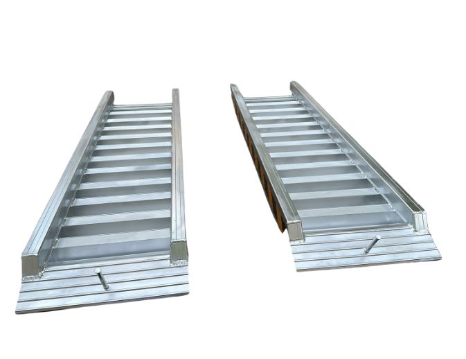 5-Tonne 1.6M x 450MM Aluminum Loading Ramps | Toolsgalore