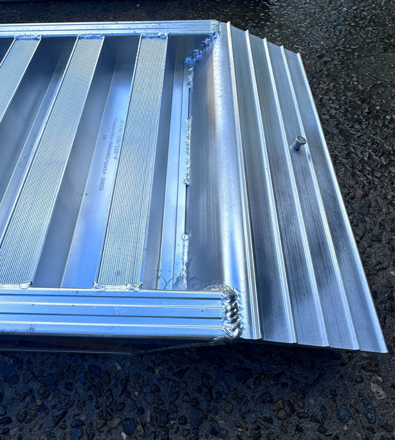 6-Tonne 2.3m x 550mm Aluminium Loading Ramps
