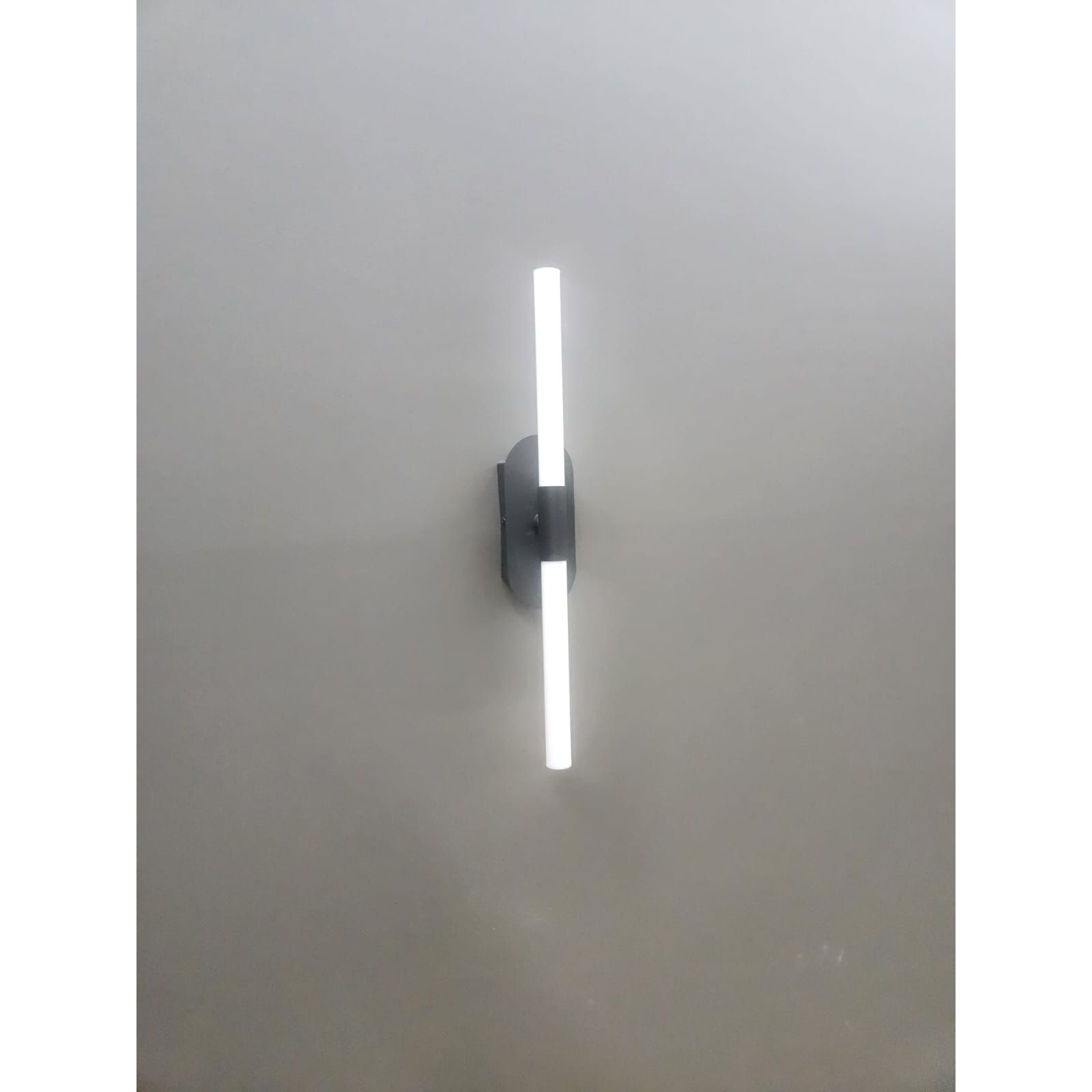 Dimai Matte Black Lighting Fixture