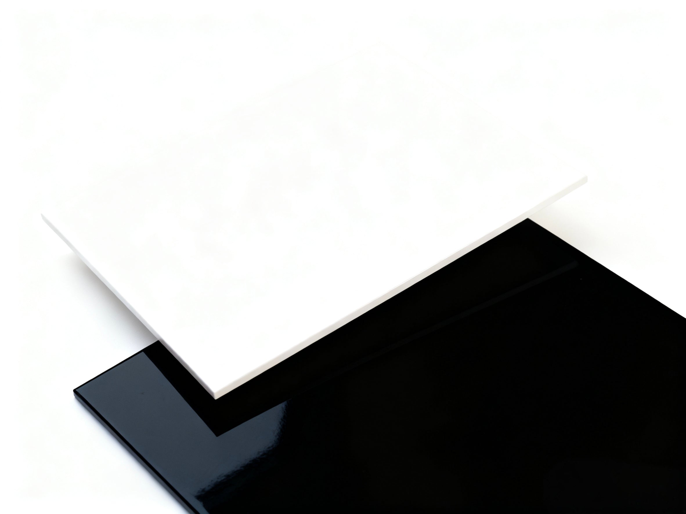 Aluminium Composite Panel (Gloss White/Gloss Black) – 1220 mm × 2440 mm
