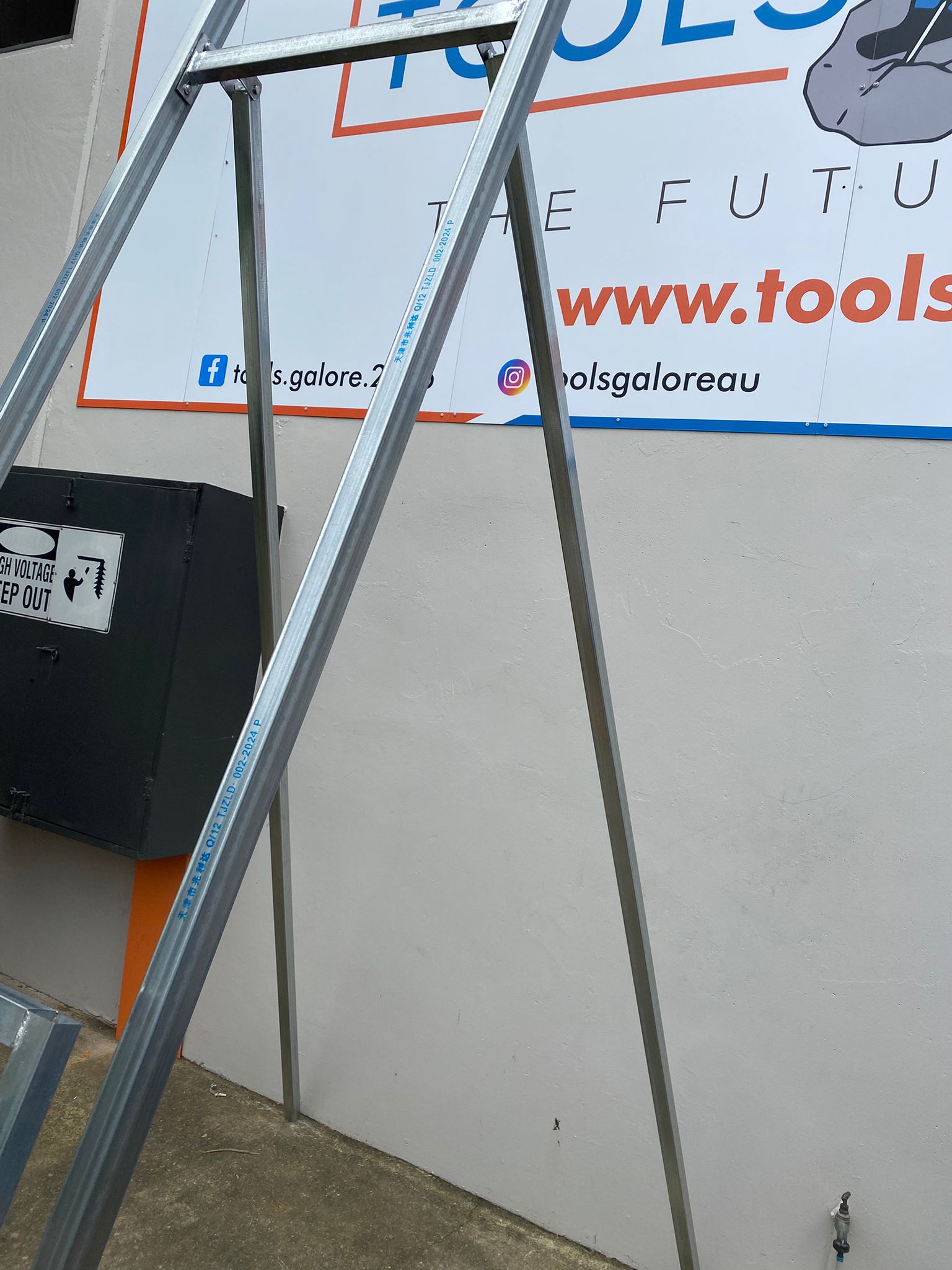 Back Support Leg for Panel Lifter